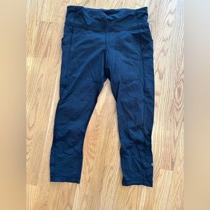 Lululemon crop leggings, size 4